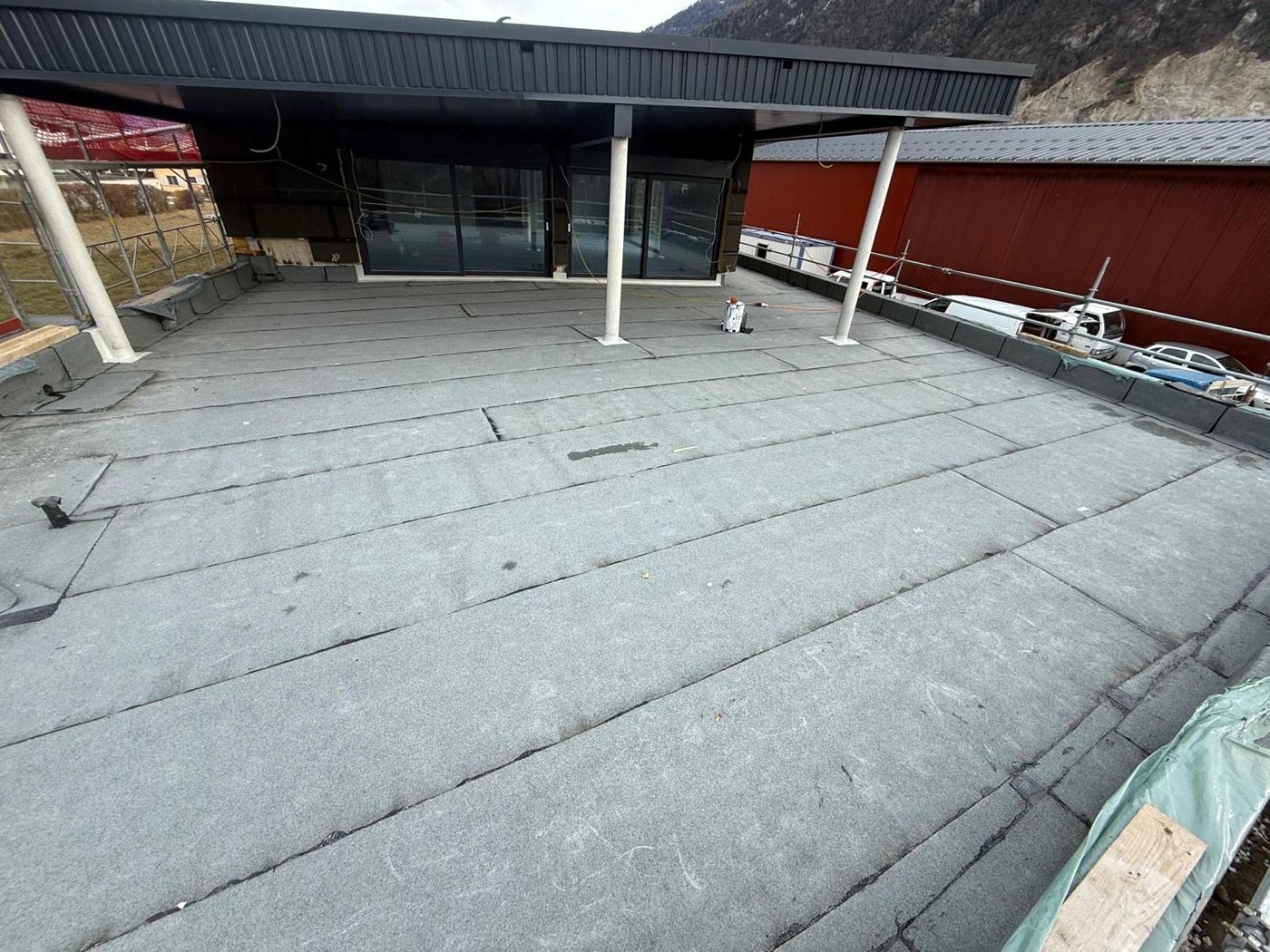 Grande terrasse en cours d'étanchéité